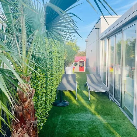 Location Pontalliac De 200 M2 A 50m De La Apartment Royan